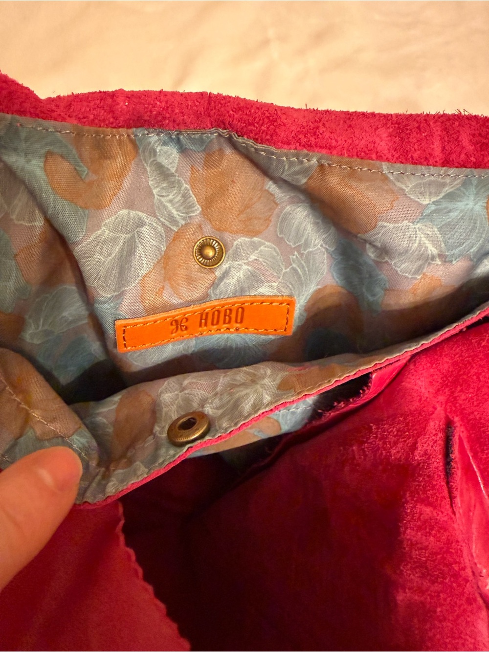 HOBO Rozanne Raspberry Fuchsia Leather Tote - Picture 3 of 7